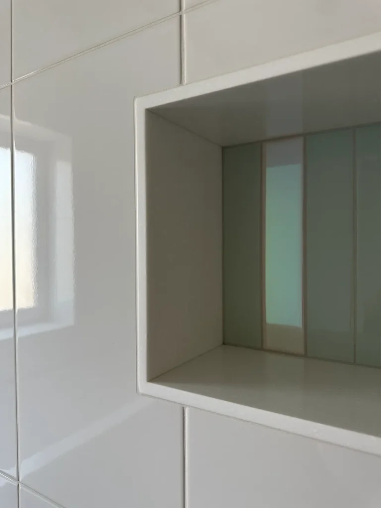 Ніши для ванної кімнати з акрилового каменю Hanex T-021 Pure Arctic — фото 6 — MAS — Modern Acrylic Stone