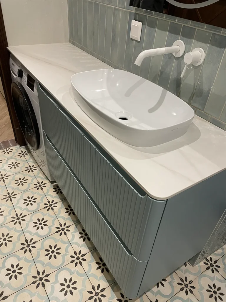 Стільниця з широкоформатного керамограніту Keralini Lasa White — фото 1 — MAS — Modern Acrylic Stone