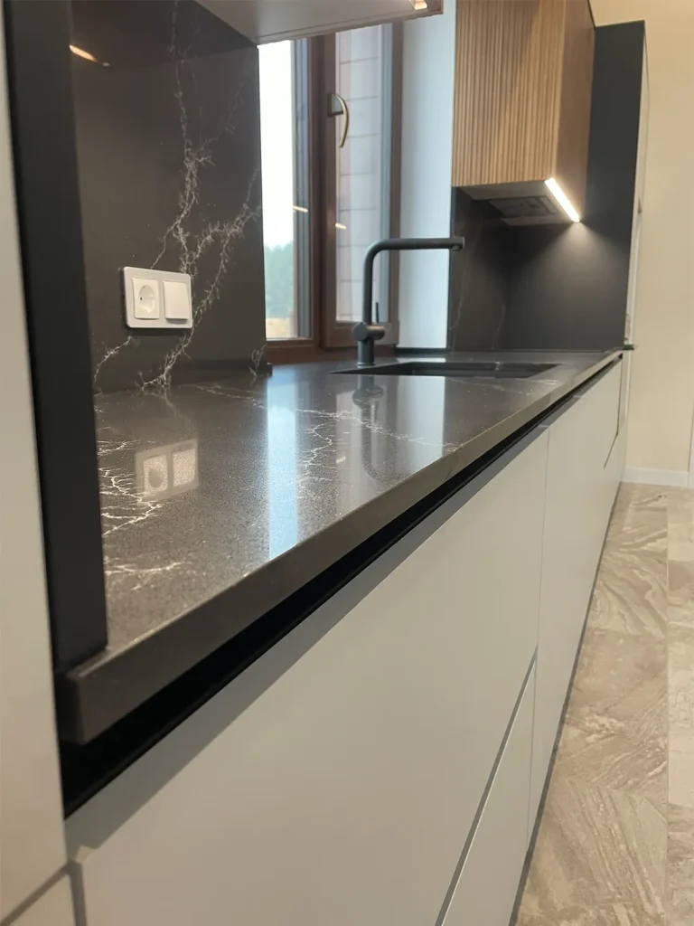 Столешница и фартук из кварцевого агломерата Atem Calacatta Elegance 1119 — фото 4 — MAS — Modern Acrylic Stone
