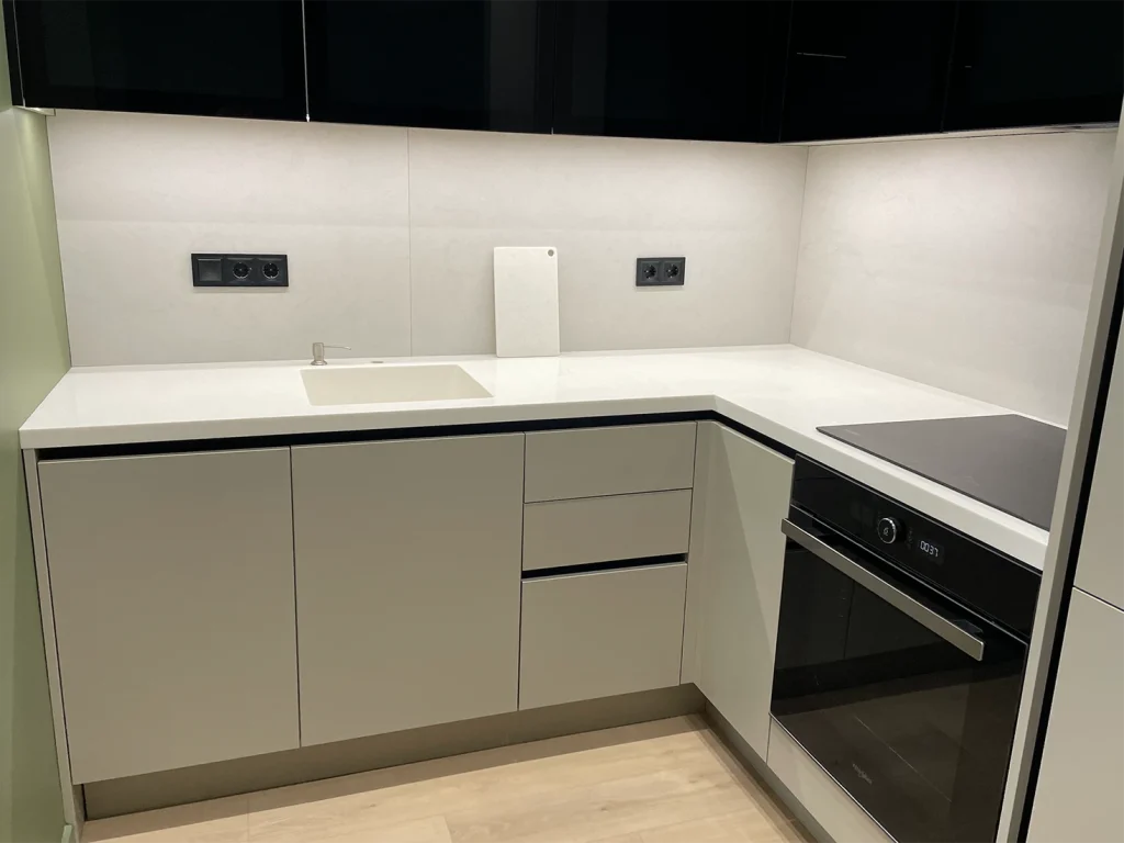 Кухонна стільниця з мийкою з акрилу Grandex S-204 Creamy Sand — фото 2 — MAS — Modern Acrylic Stone