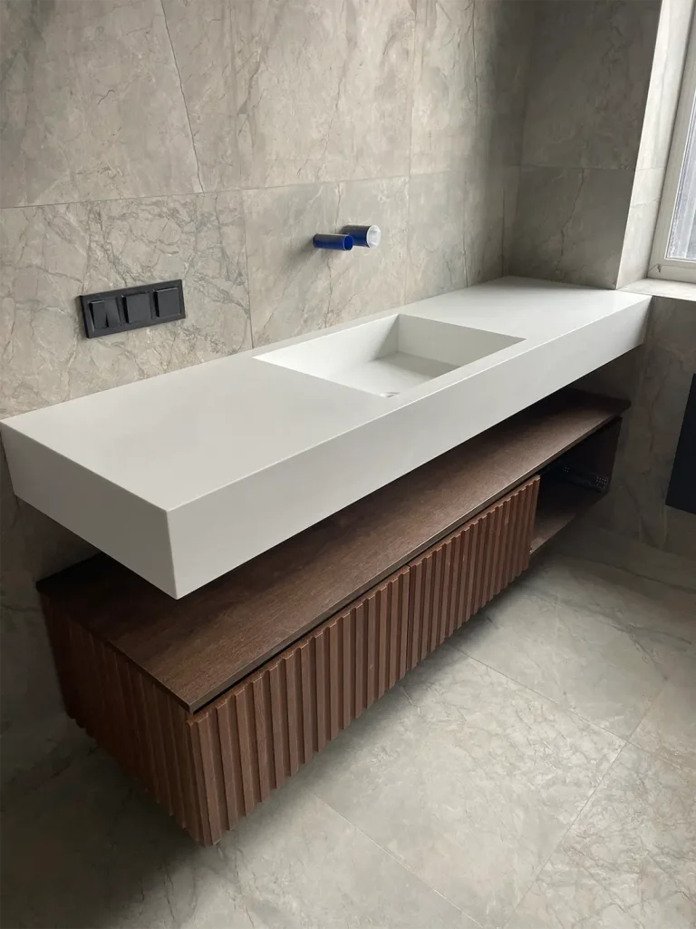 Навесная столешница с прямоугольной раковиной из акрила Grandex P-104 Pure White — фото 1 — MAS — Modern Acrylic Stone